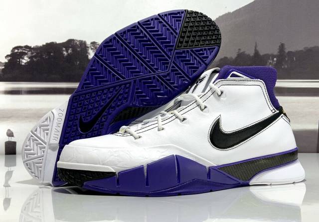 Nike Zoom Kobe 1 Protro 81 Points | Kixify Marketplace