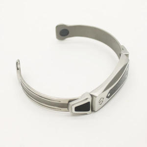 楽天市場】【Colantotte コラントッテ Sサイズ マグチタン NEO