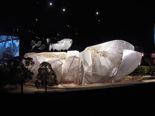 ルイ・ヴィトン財団美術館