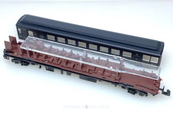 58654＋50系「SL人吉」を弄る。その1 ポポンデッタ製専用室内灯 KATO