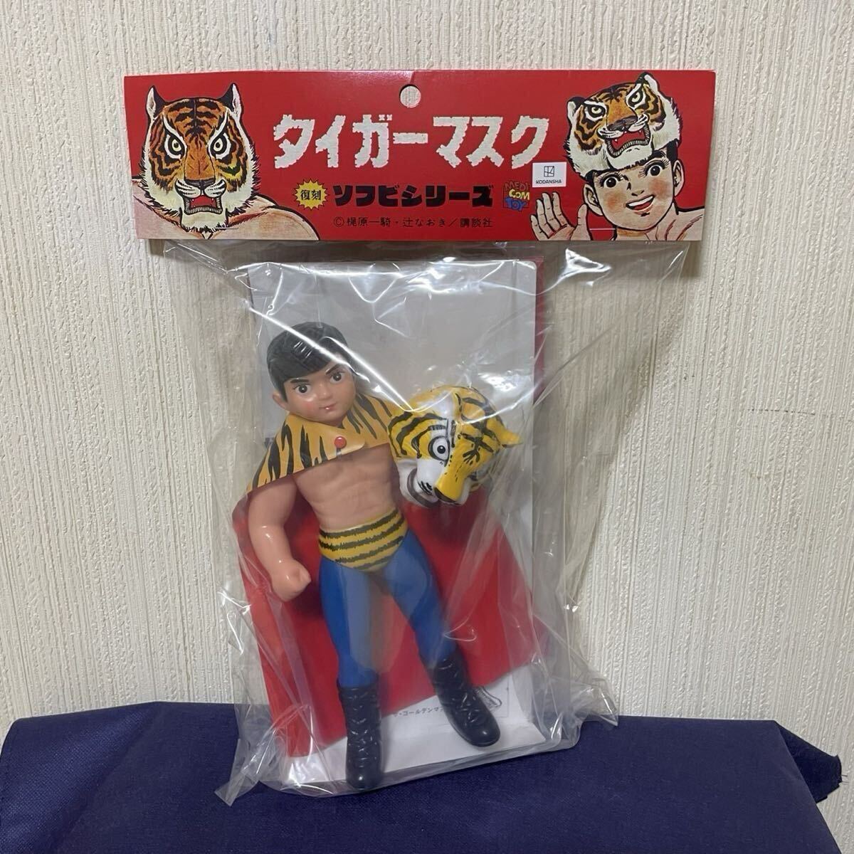 Yahoo!オークション -「タイガーマスク ソフビ メディコム」の落札相場