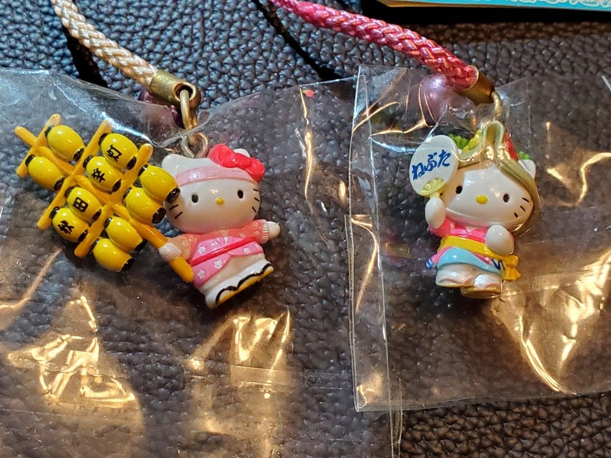 ハローキティ ご当地限定ストラップ 根付け 青森 秋田限定 東北の