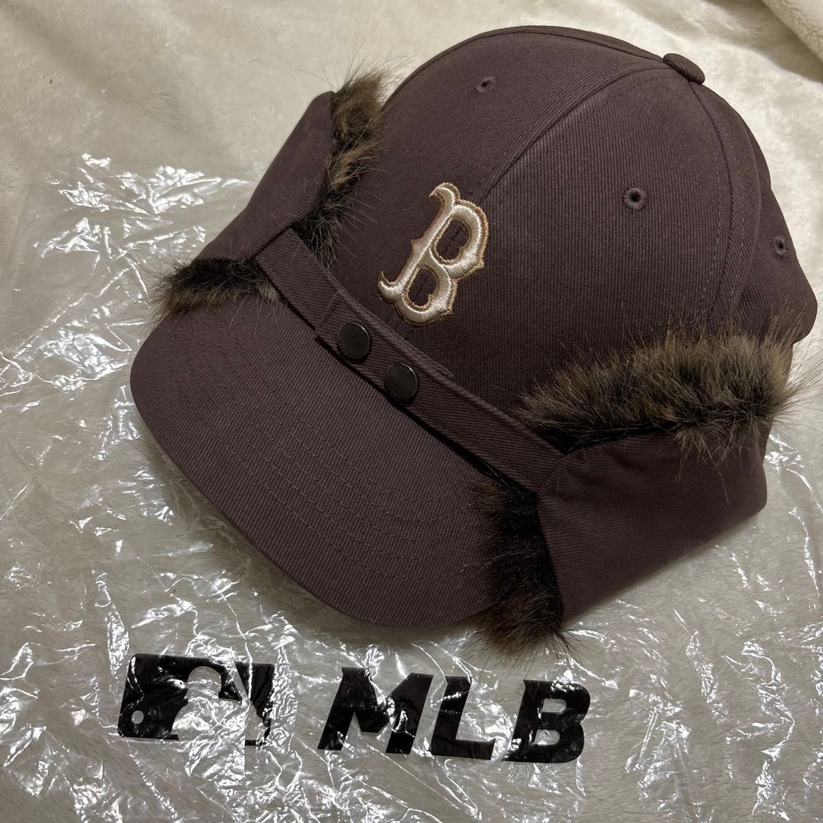 カリナPICK MLB ファーイヤーフラップ キャップ ブラウン レッド