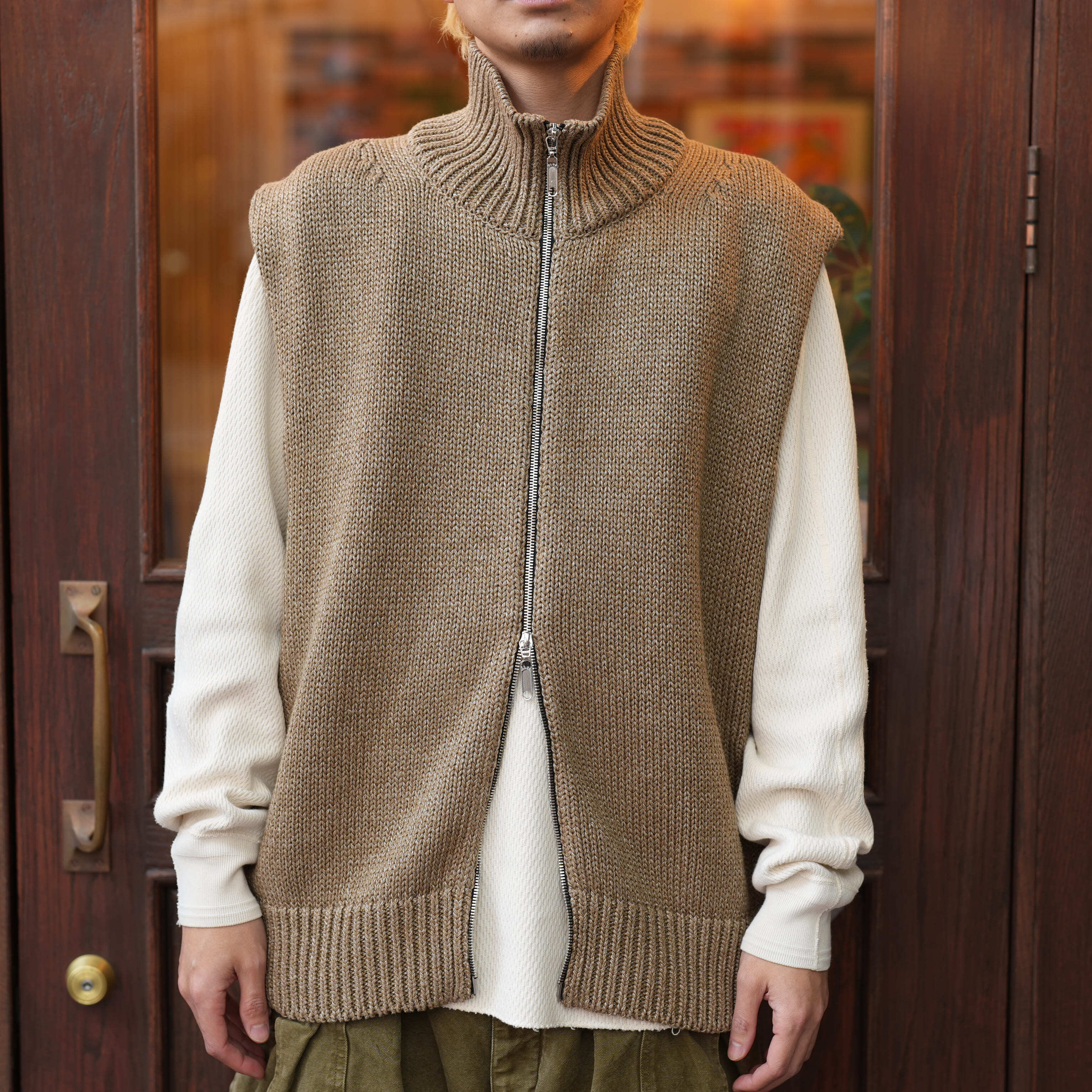 KNIT | khaki