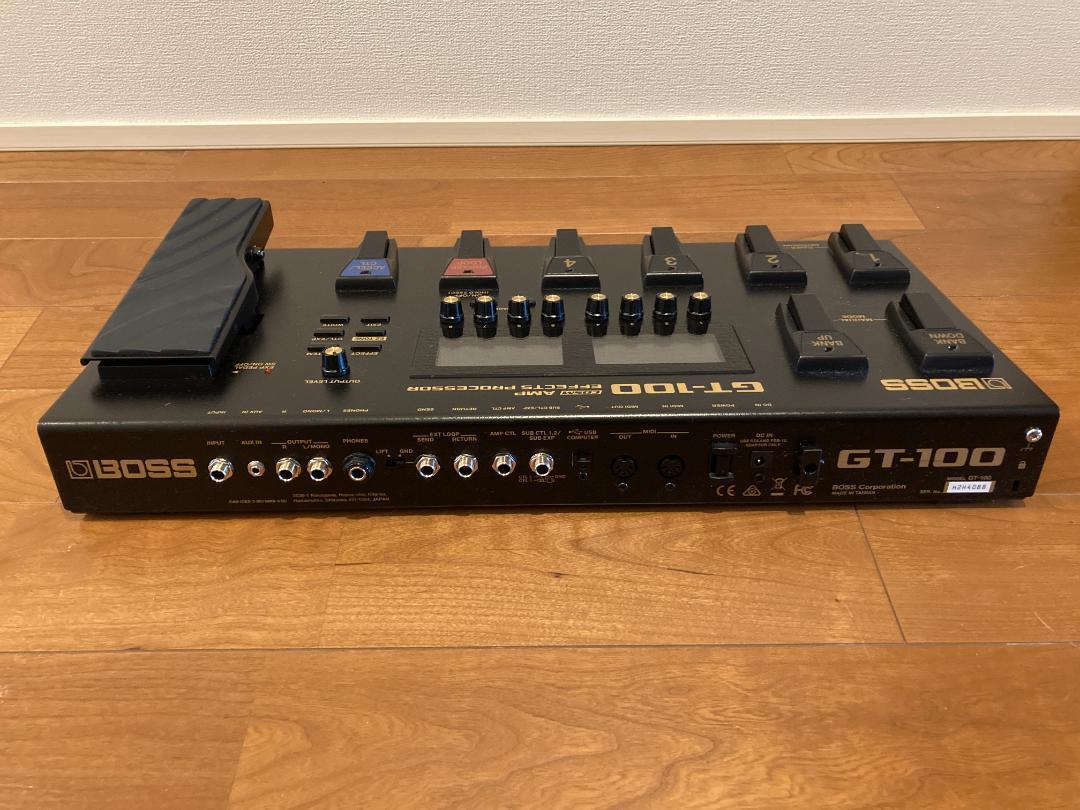 Boss GT100 Multi-Effects Guitar Effect Pedal Black From Japan Used