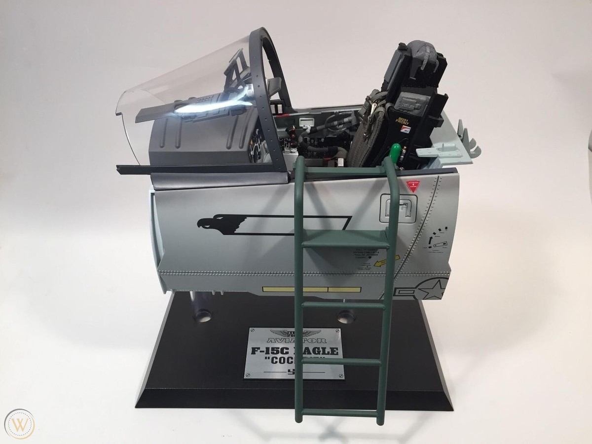 BBI Blue Box Elite Force Aviator series F-15C cockpit in 1/6 scale