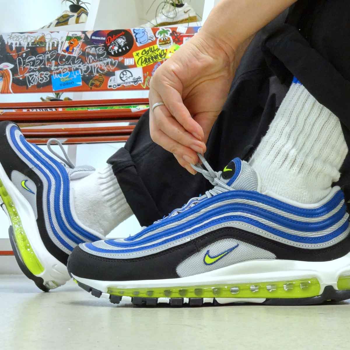 ナイキ エア マックス 97」の“幻の1足”「OG」が発売！ そして何気に25