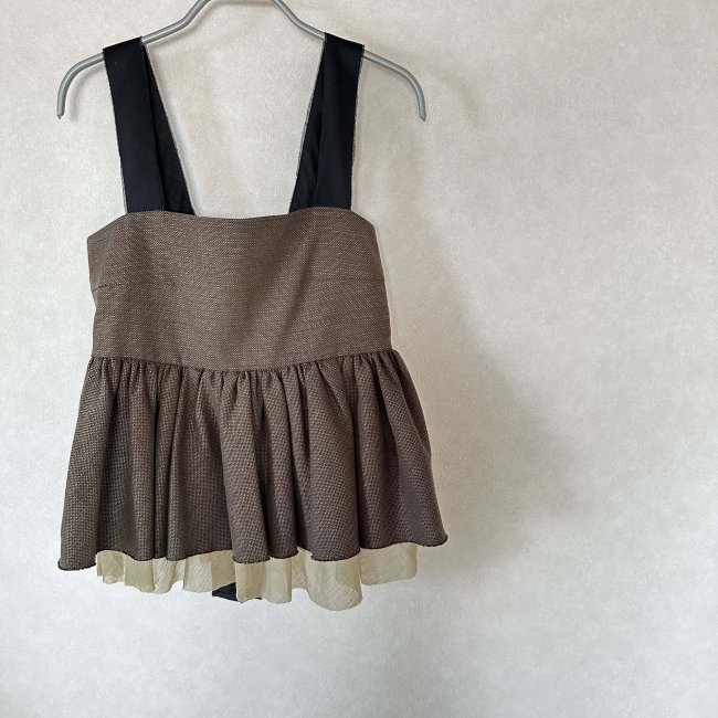 Curensology(カレンソロジー）のフェミニンビスチェで今日なに着てる