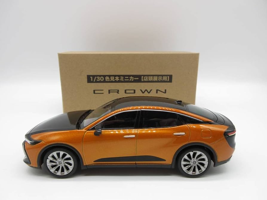 Amazon | 1/30 トヨタ 新型クラウンクロスオーバー CROSSOVER RS 専用