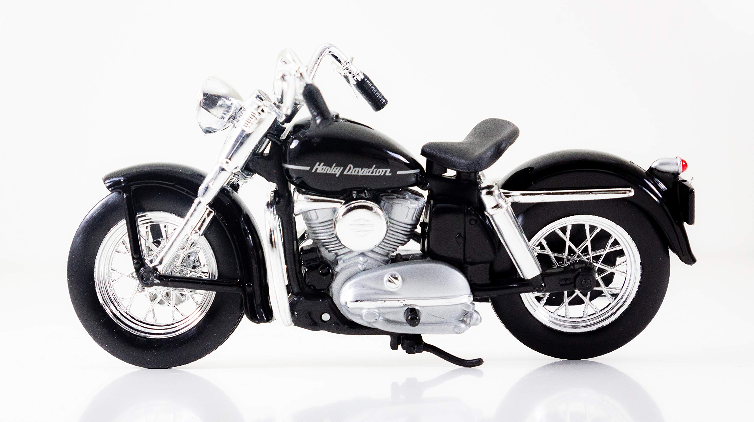 Amazon | Motor Cycle Harley Davidson 1:18 スケール #31360
