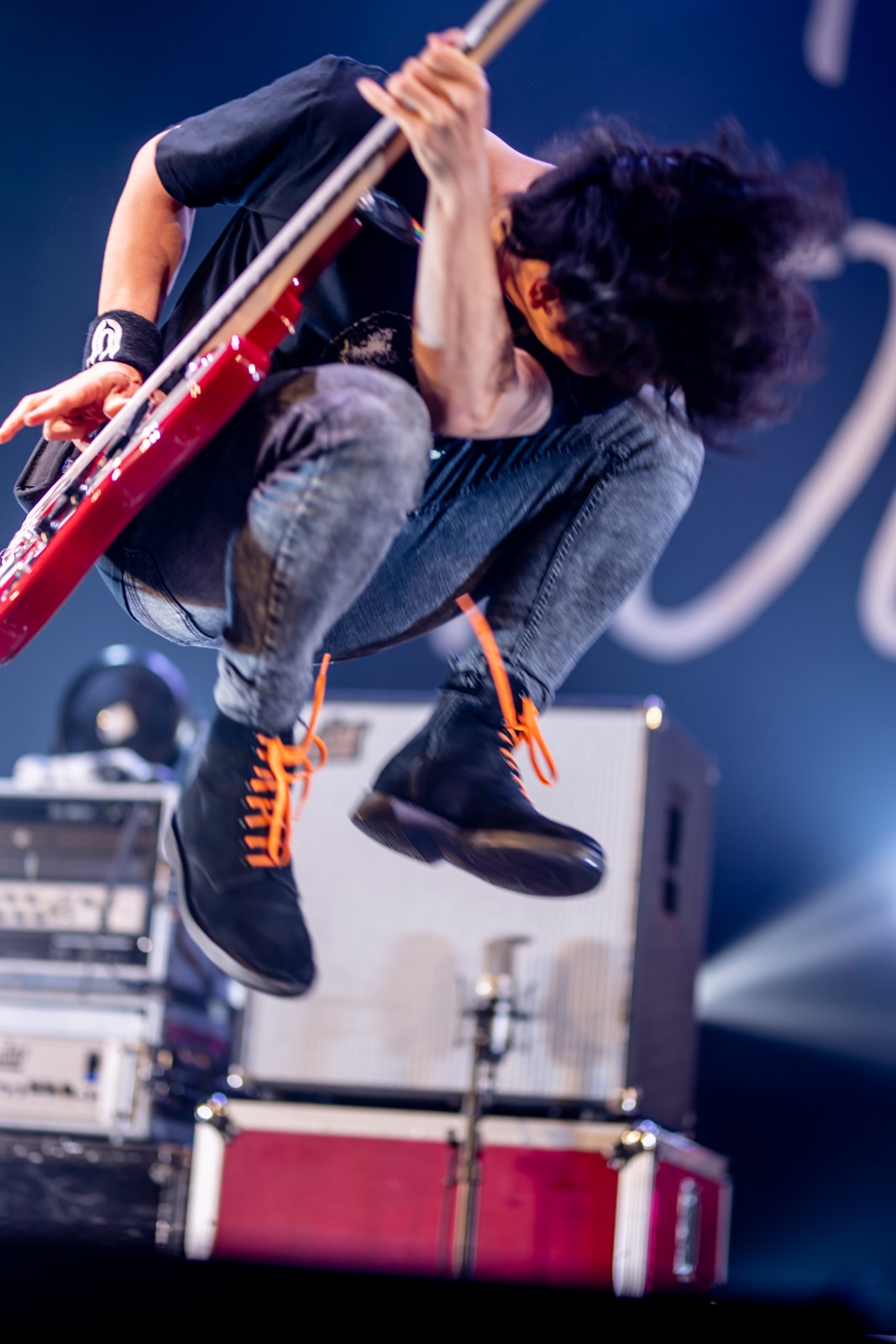 田淵智也（B / UNISON SQUARE GARDEN）（Photo by Viola Kam［V'z