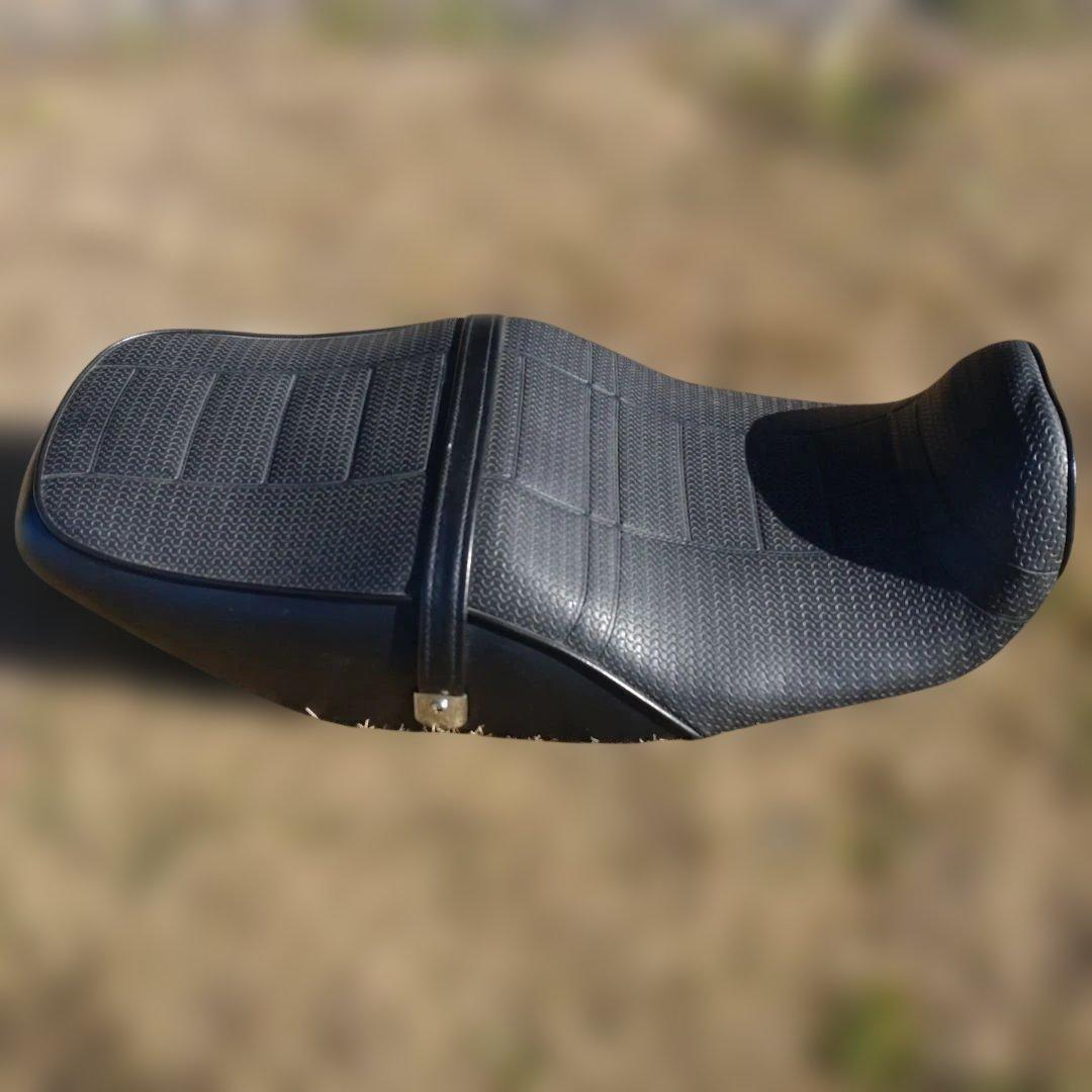 zrx400純正シート