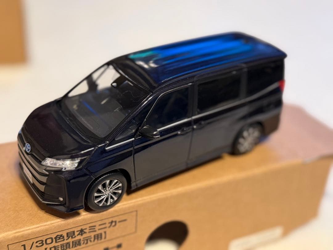 ノア　NOAH カラーサンプル　非売品