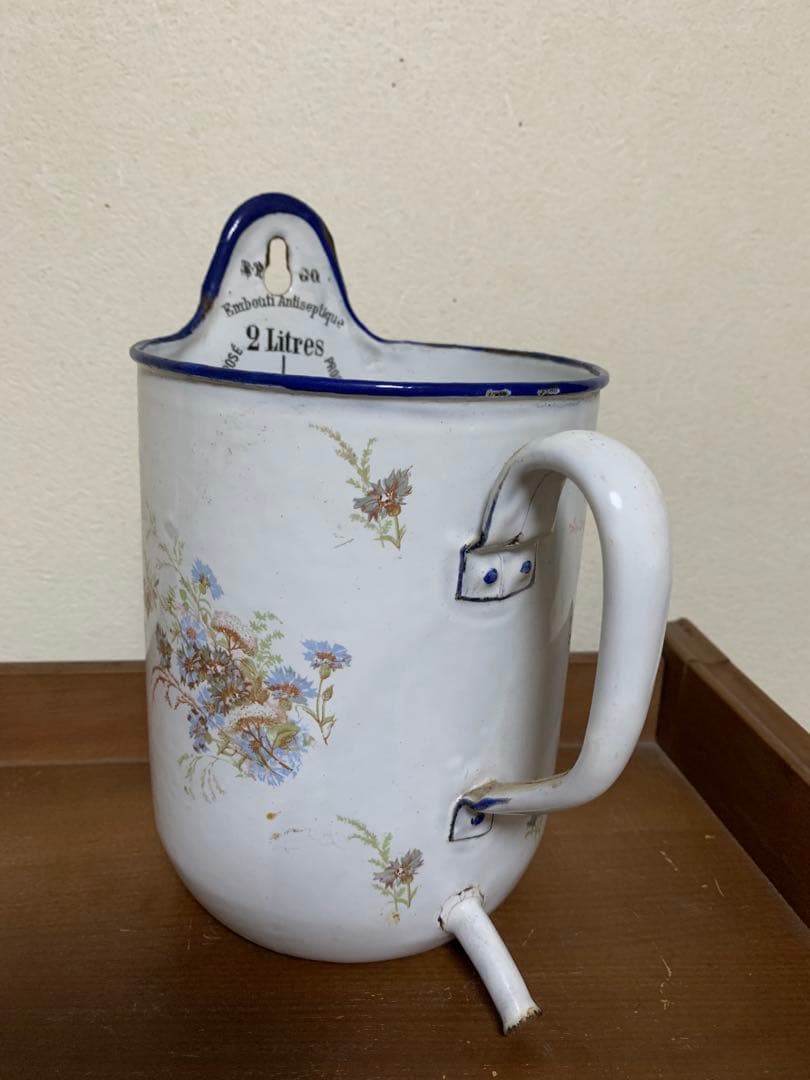 アンティーク　ホーロー　イリゲーター　水色花柄ジャグ　ピッチャー　ヴィンテージ