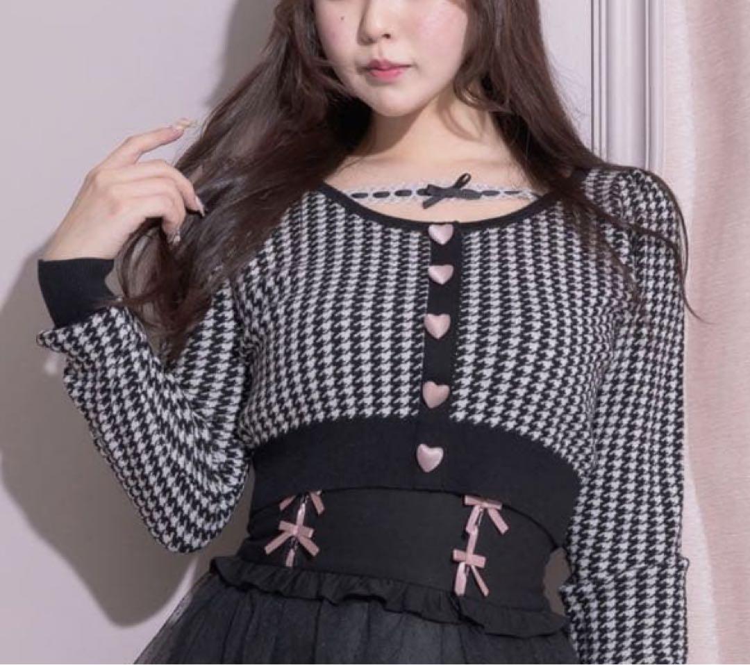 pium レーステープハートボタンニット ブラックミックス