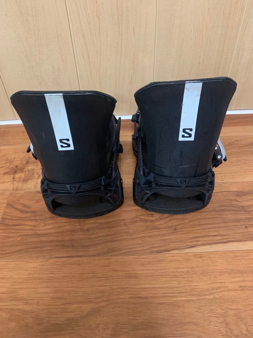 SALOMON DISTRICT Mサイズ