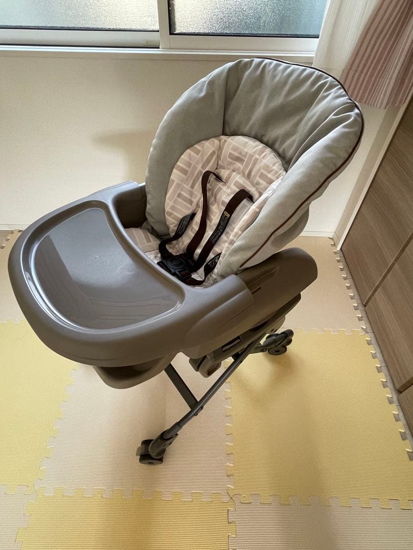 ネムリラ 4キャス オートスウィング 電動 コンビ ホワイトレーベル ネムリラ コードレス AUTO SWING ＋｜コンビ