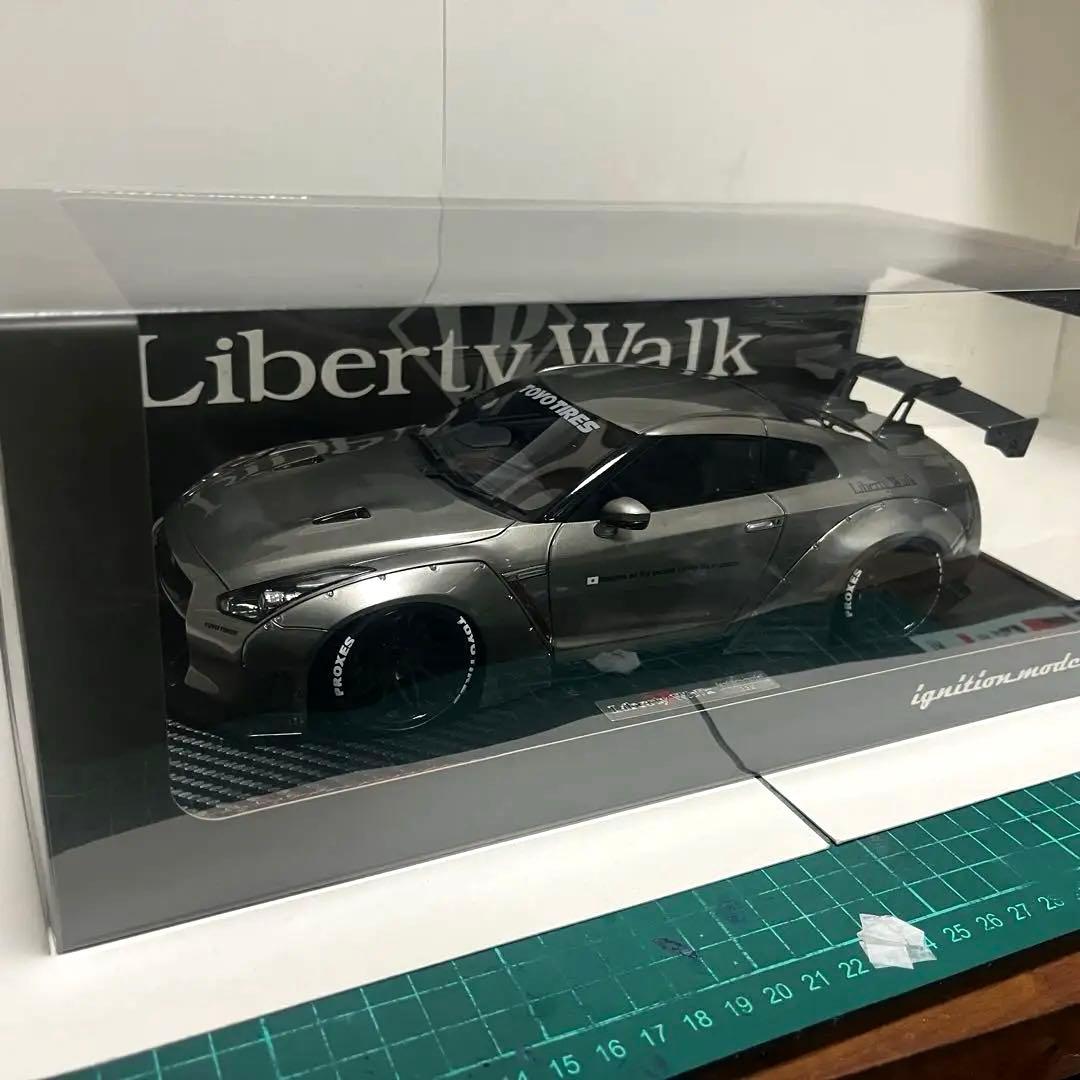 イグニッションモデル 1/18 リバティーウォーク GTR メタリックグレー 告知：1/18 フィギュア付 WEB限定「LB-WORKS GT-R R35 type 2」11/22