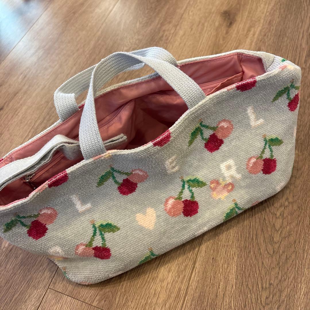 FEILER キープスマイリングチェリー　ベビーカーポーチ　バッグ