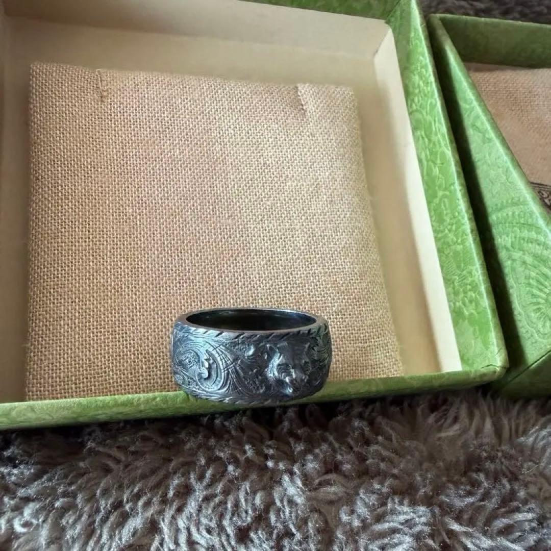 GUCCI ブラックリング 彫刻デザイン 20号 グッチ リング20号刻印 (日本 size18～19号の方) GUCCI グッチ リング