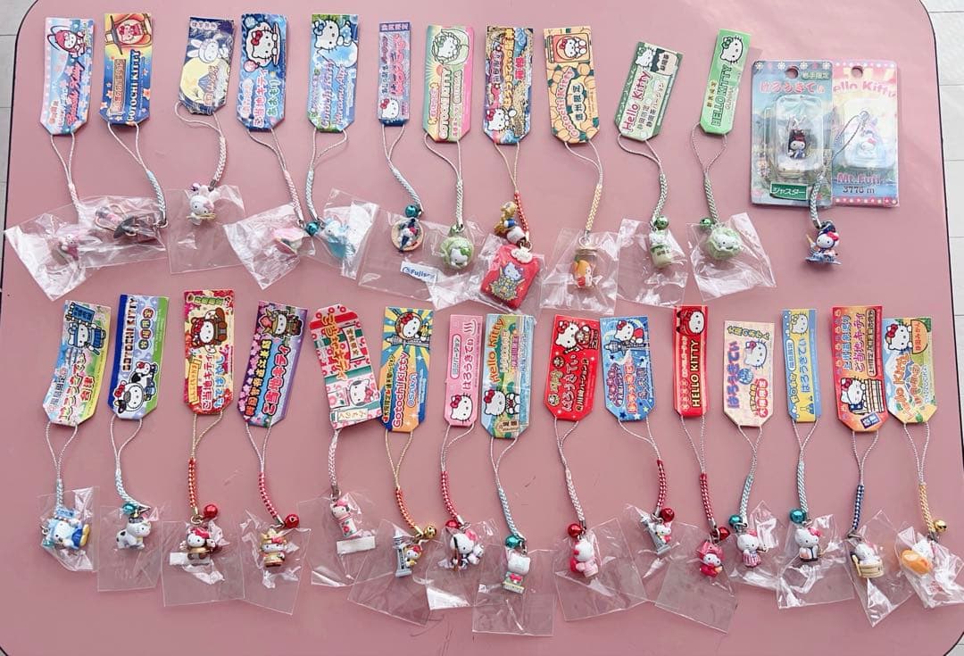 【未使用】まとめ売り ご当地キティ29個　根付　レア　平成レトロ 限定