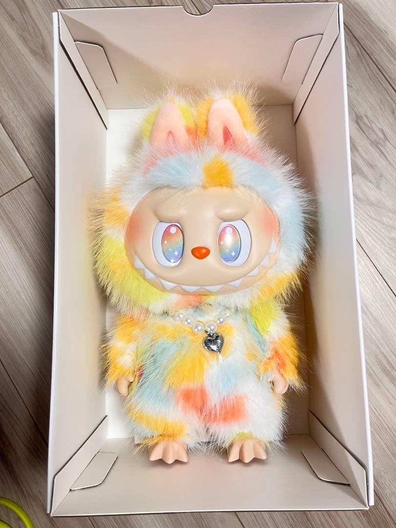 Labubu POP MART カラフルウサギぬいぐるみ