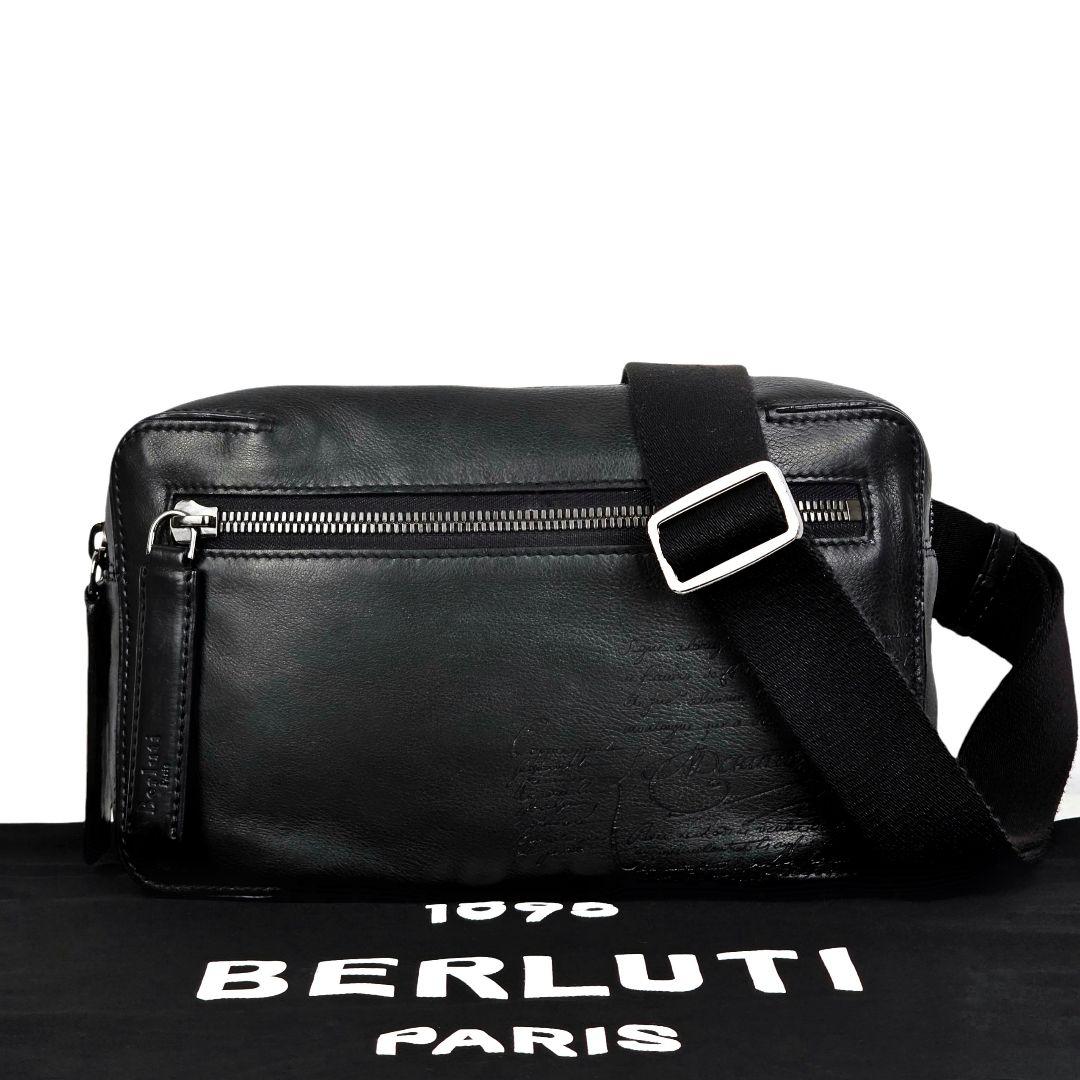 美品 ベルルッティ スクリットカリグラフィ ボディバッグ ウエストバッグ