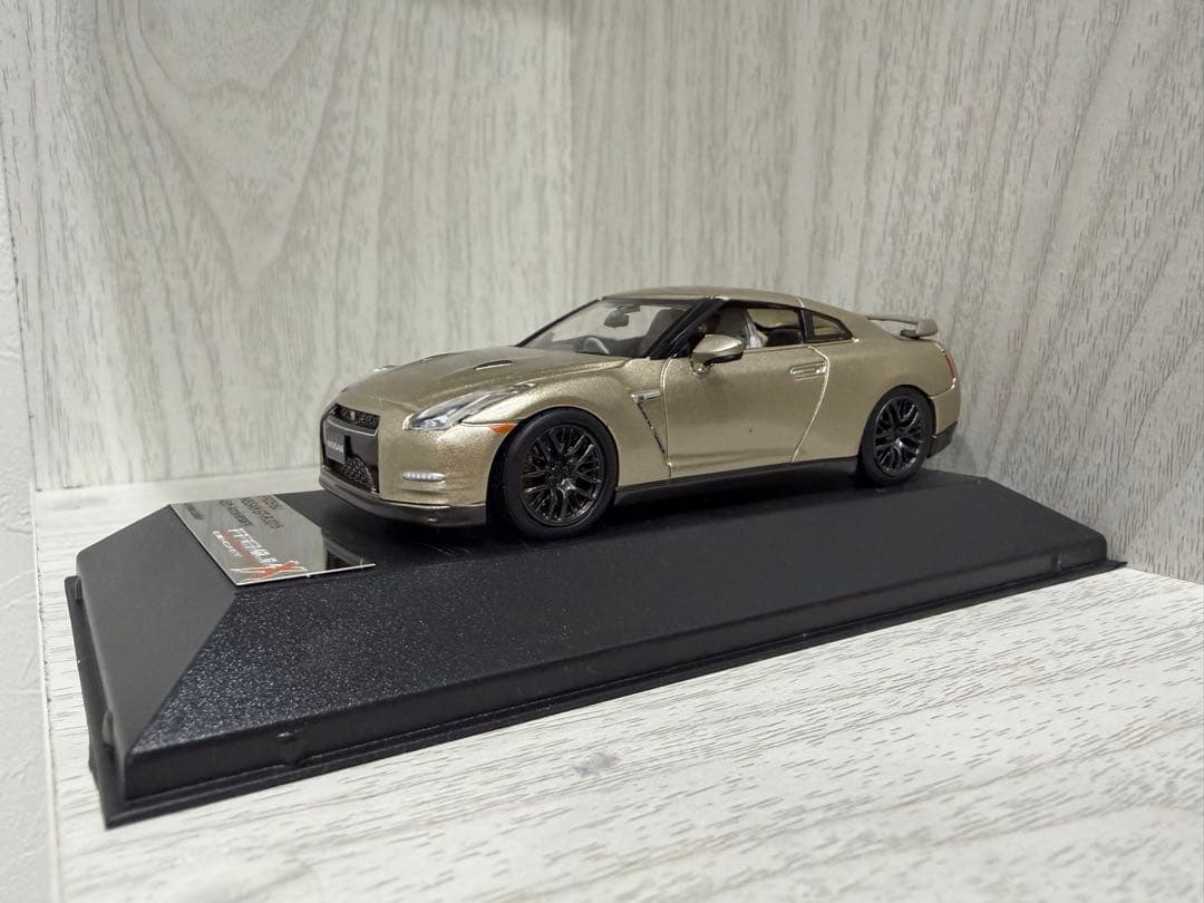 プレミアムX 日産GT-R45ｔｈAnniversaryゴールドエディション 2016 Nissan GT-R 45th Anniversary Gold Edition