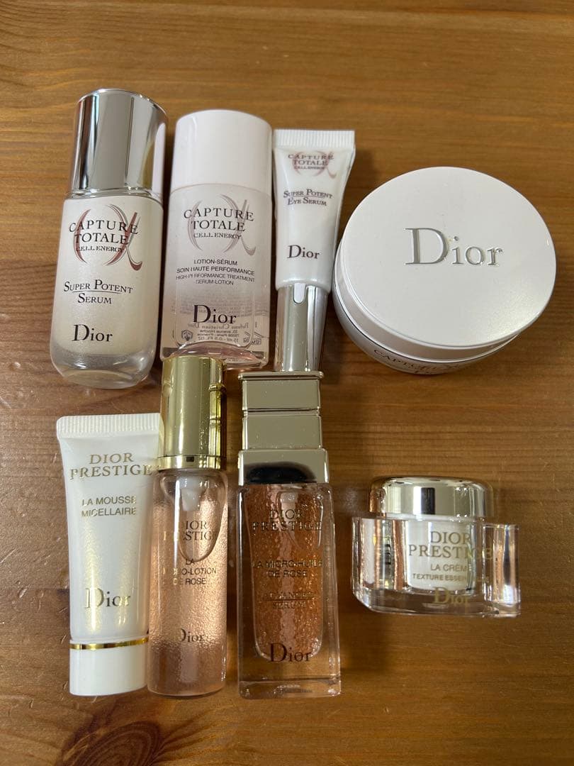 【特別価格】Dior スキンケアトライアルセット　2025 ディオール ディオール スノー エッセンス ホリデー<2025ホリデー