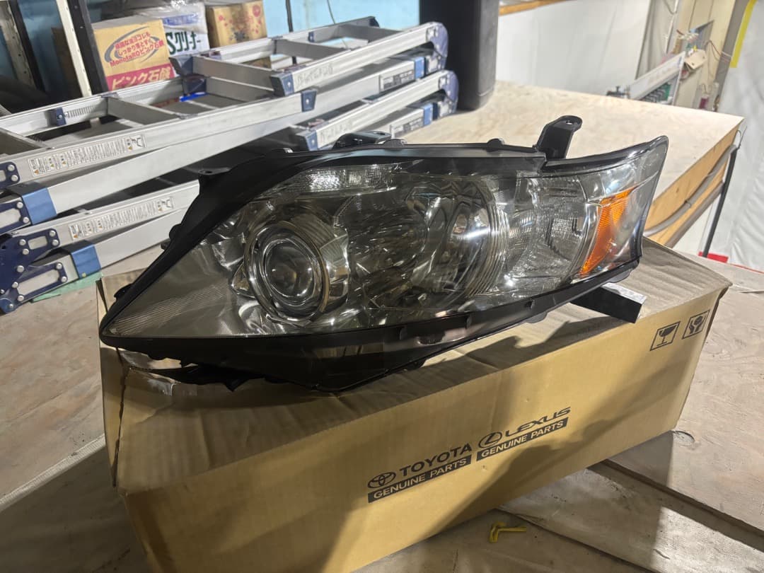 左 レクサス RX 350 ヘッドライト 10系