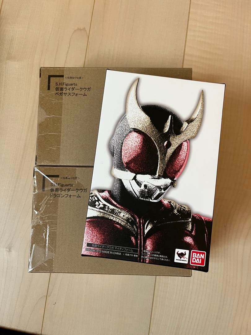 真骨彫製法　仮面ライダークウガ　マイティ・ドラゴン・ペガサス3点セット S.H.Figuarts（真骨彫製法） 仮面ライダークウガ マイティフォーム
