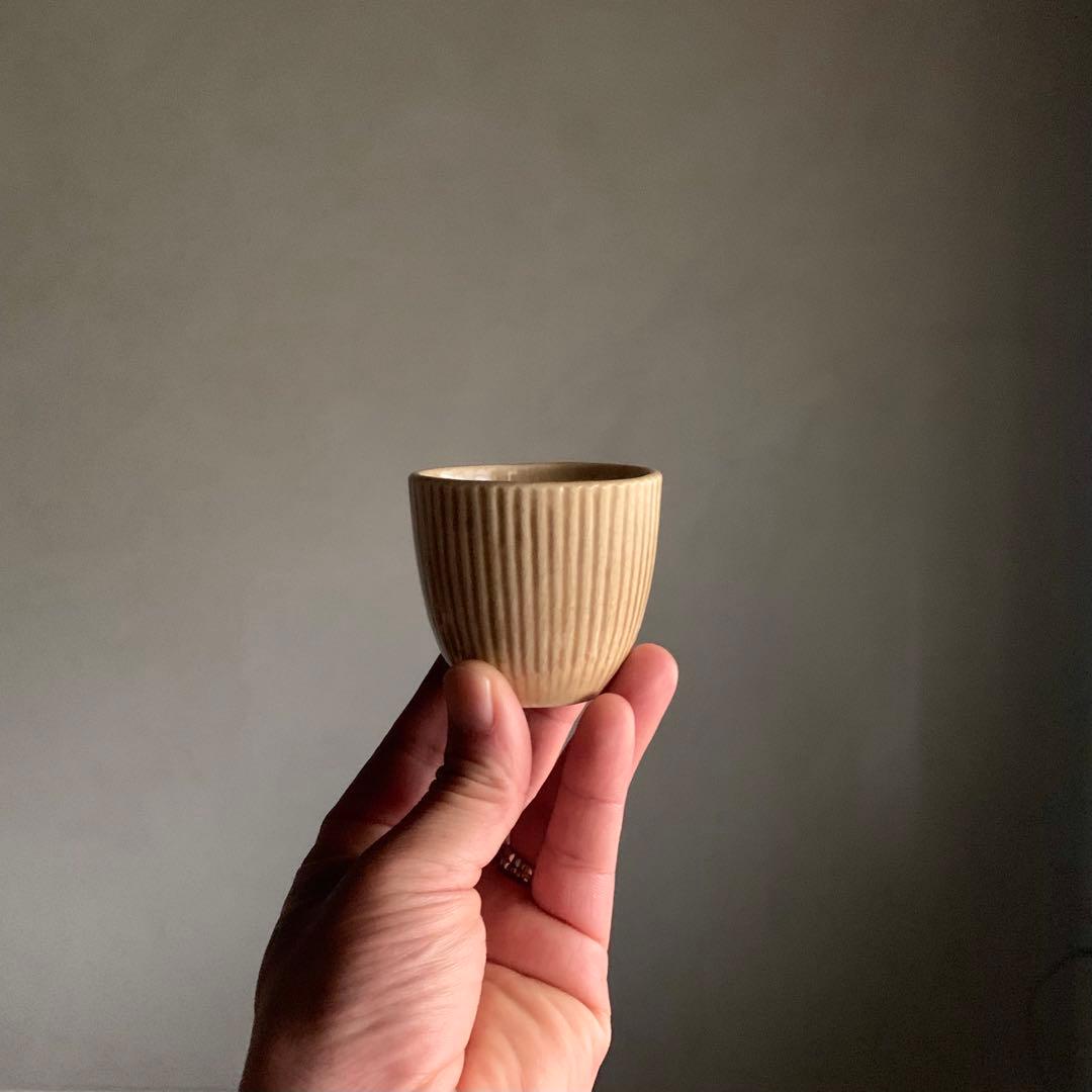 珉平？ 鎬手 筒盃 盃 ぐい呑み ちょこ 酒器 古美術 古道具 アンティーク 森陶岳 (作) 備前 酒盃 ぐい呑み 共箱 | 古美術ささき