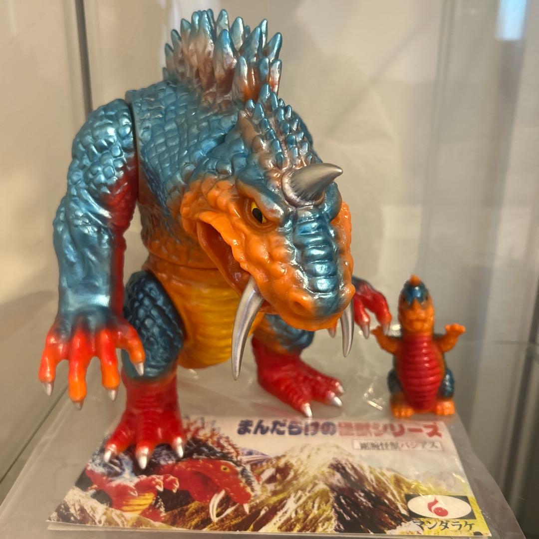 ハンサムタロウエム　まんだらけ怪獣　剛腕怪獣バジアス