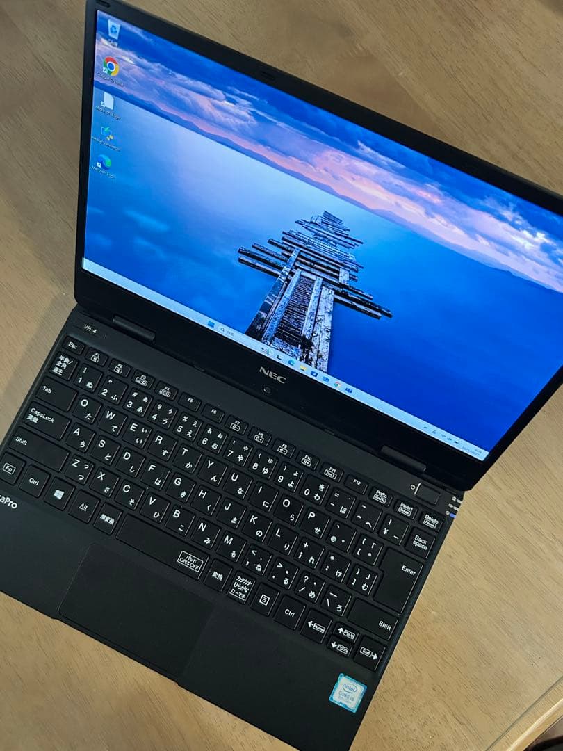 美品 高性能ノートPC i5 第8世代 NEC versaPro VKT13H