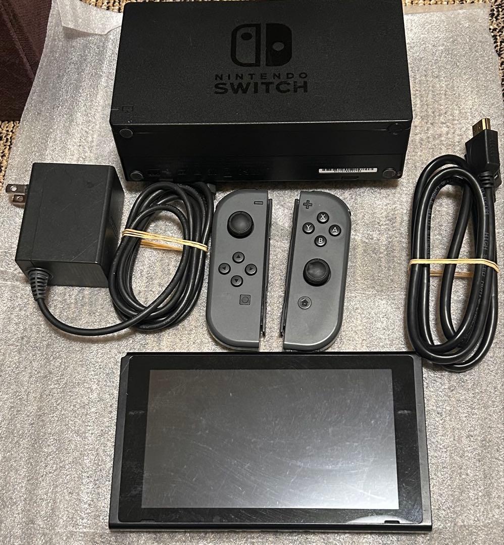 Nintendo Switch 本体 ブラック Joy-Con付き Amazon.co.jp: 【整備済み品】 Nintendo Switch 本体 (ニンテンドー