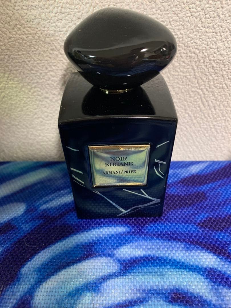 アルマーニ　プリヴェ　ノワール　コガネ　100ml