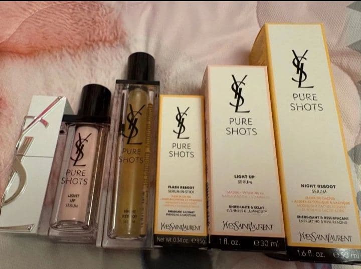 YSL ピュアショット ナイトセラム　ライトセラム　スティック