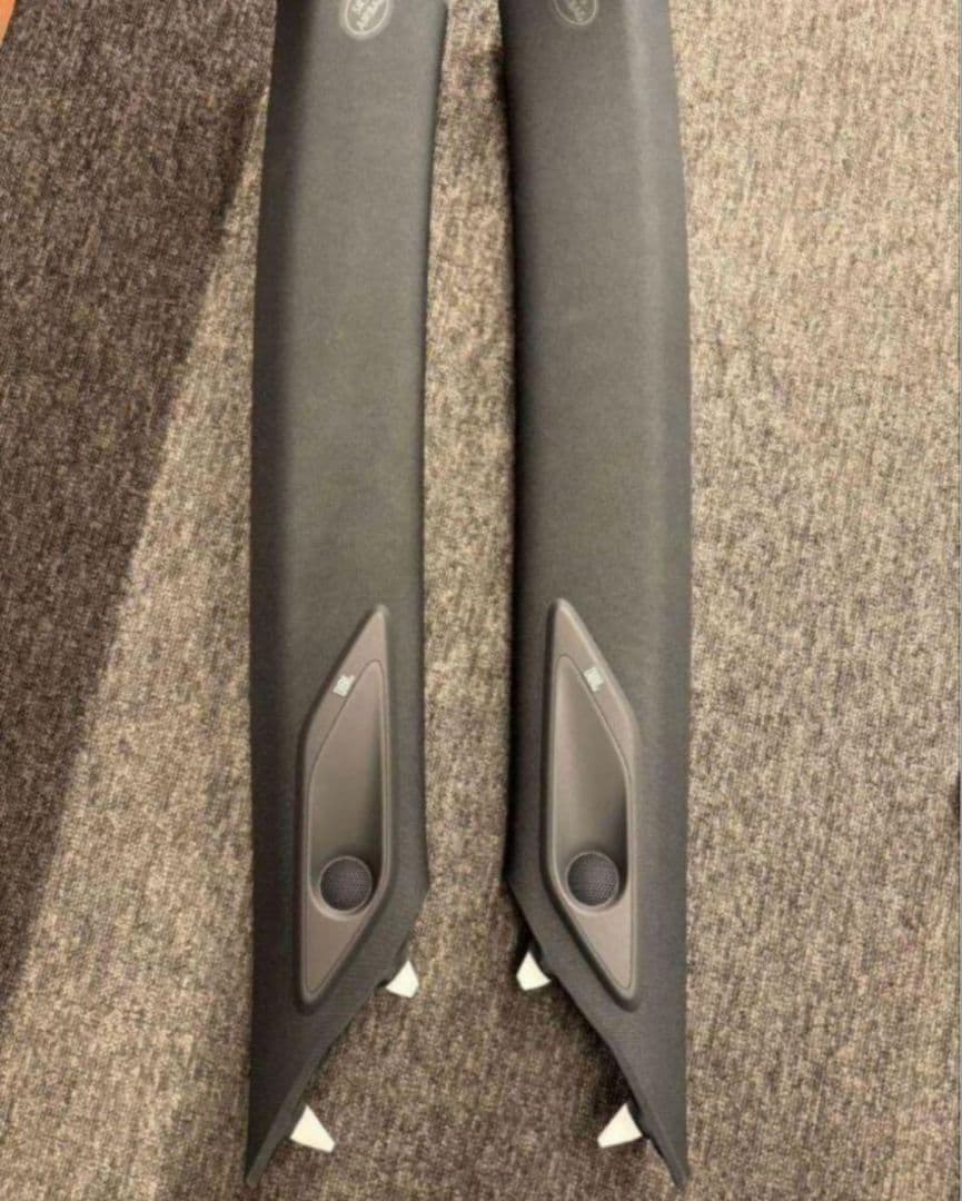 【北米】USTOYOTA RAV4 PHV PRIME ピラー ブラック