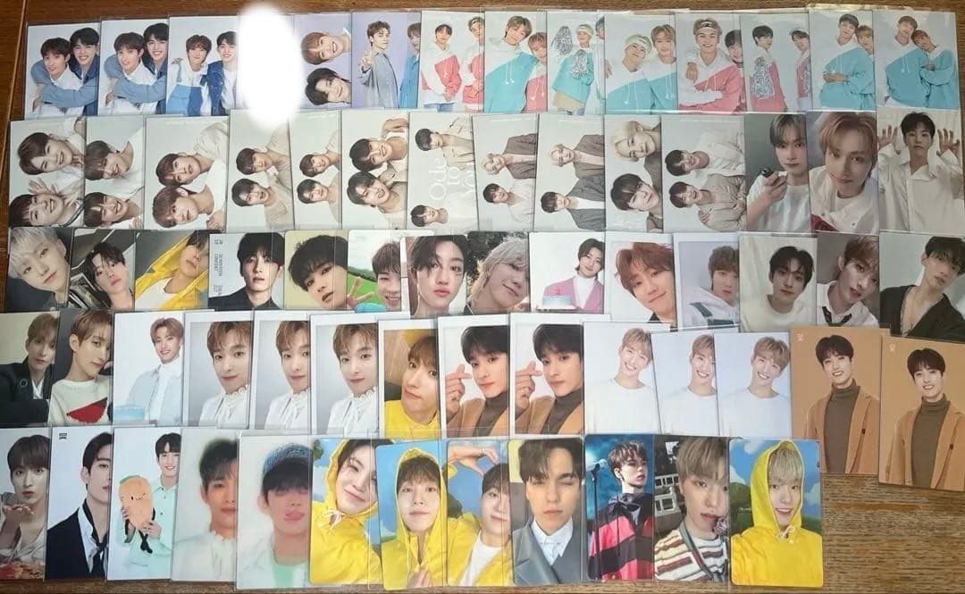 seventeen トレカ　ミニピケット　缶バッジ　まとめ売り