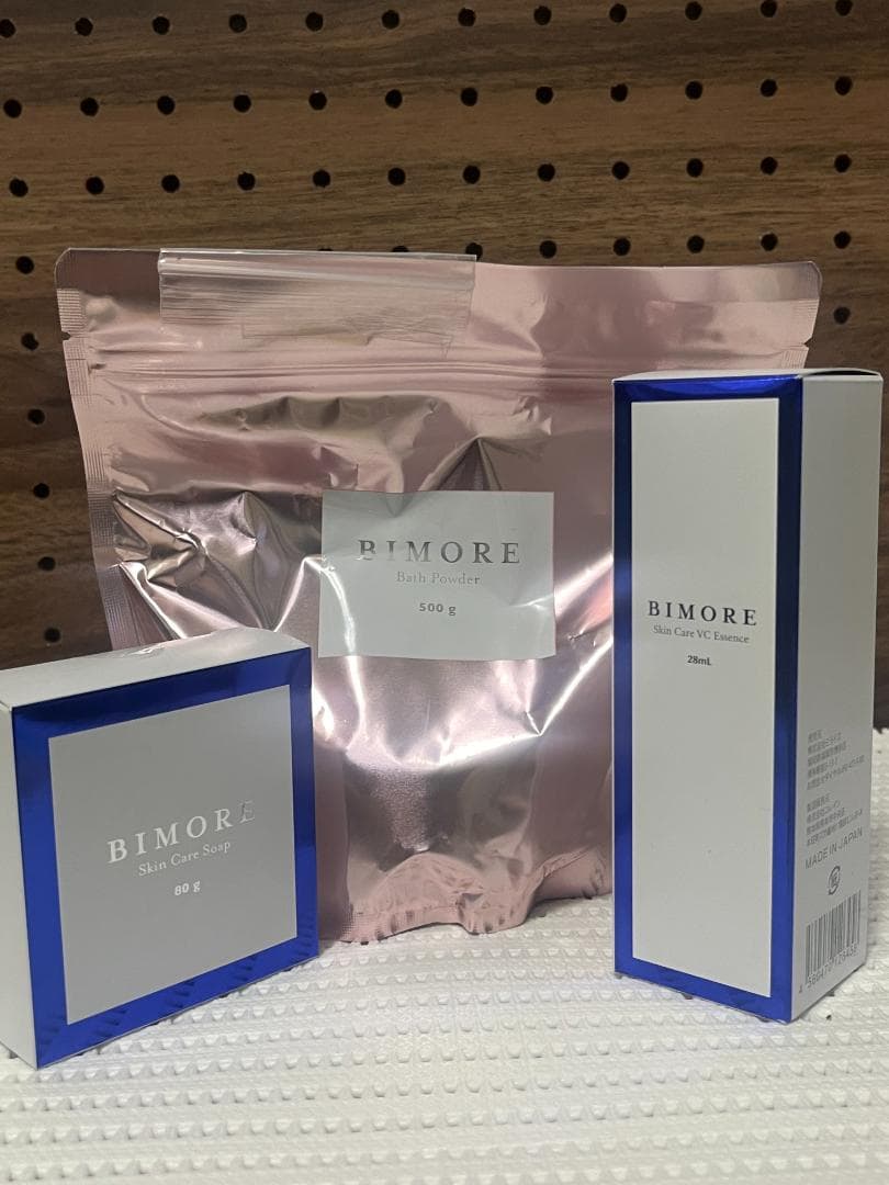 ビモア バスパウダー(500g)＋スキンケアVCエッセンス＋スキンケアソープ