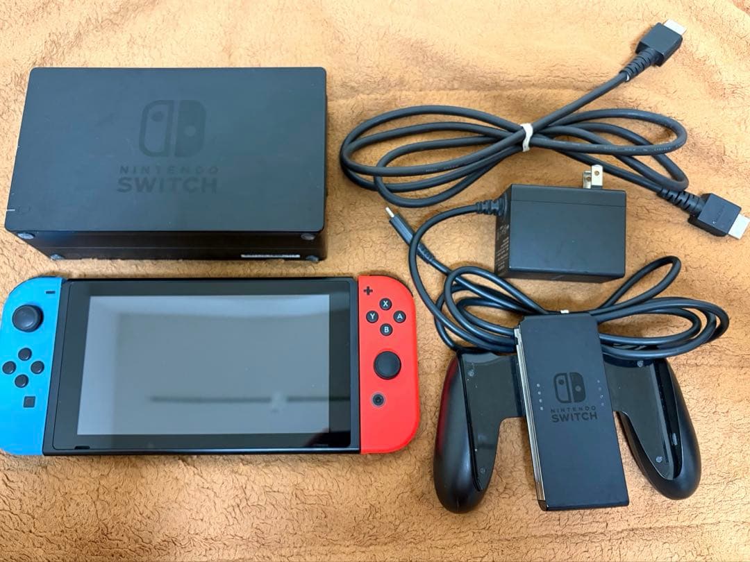 【購入後24時間以内発送】Nintendo Switch 本体 青/赤 Amazon.co.jp: Nintendo Switch 本体 (ニンテンドースイッチ) Joy-Con