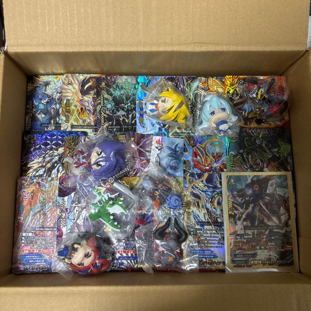 バ*し様 バディファイト まとめ売り 引退品 1000枚以上 ボールチェーンスト バディファイト引退品1000枚以上 - メルカリ