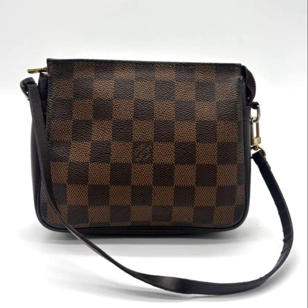 鑑定済 LOUIS VUITTON ルイ ヴィトン メイクアップ N51982 - メルカリ