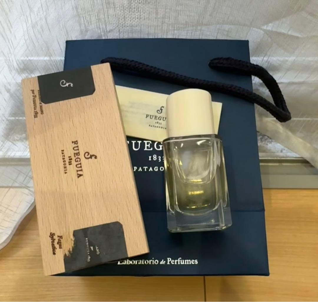 全日本銀座しか売っていない高級香水 シャネルのエクスクルーシヴな香水が銀座店限定で発売に！ | Vogue Japan