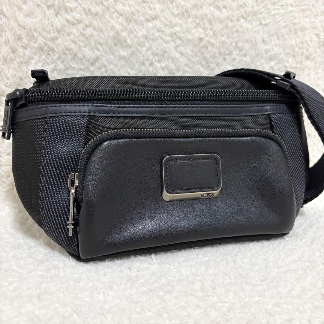 未使用級 TUMI Alpha Bravo キャンベル レザー ボディバッグ 黒 トゥミ TUMI ボディバッグ ALPHA BRAVO キャンベル ユーティリティ