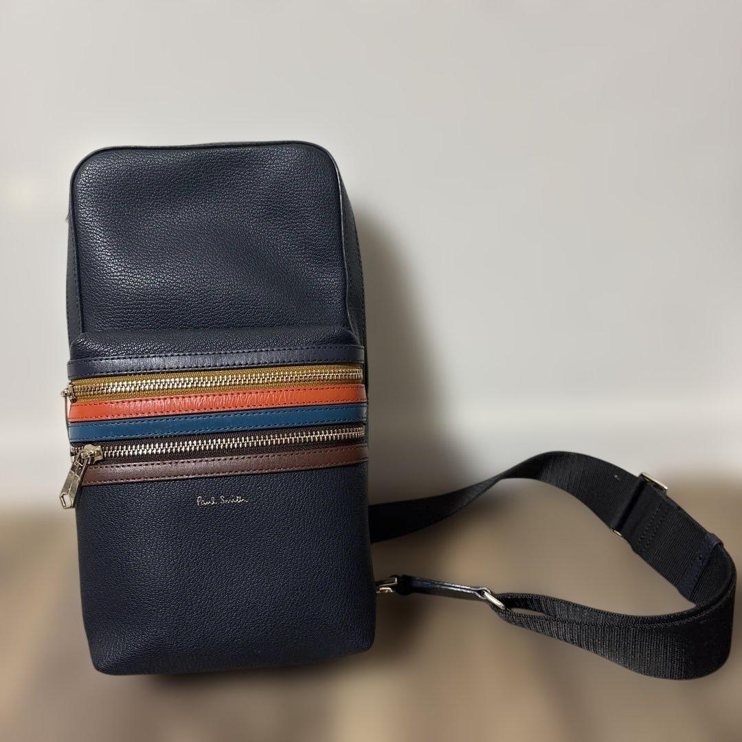 美品　Paul Smithネイビー レザーボディバッグ ショルダーバッグ