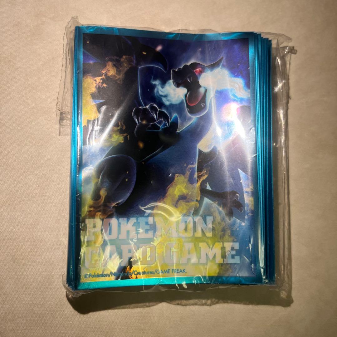 メガリザードン　x　スリーブ 　デッキシールド　ポケモンカード　mリザードン