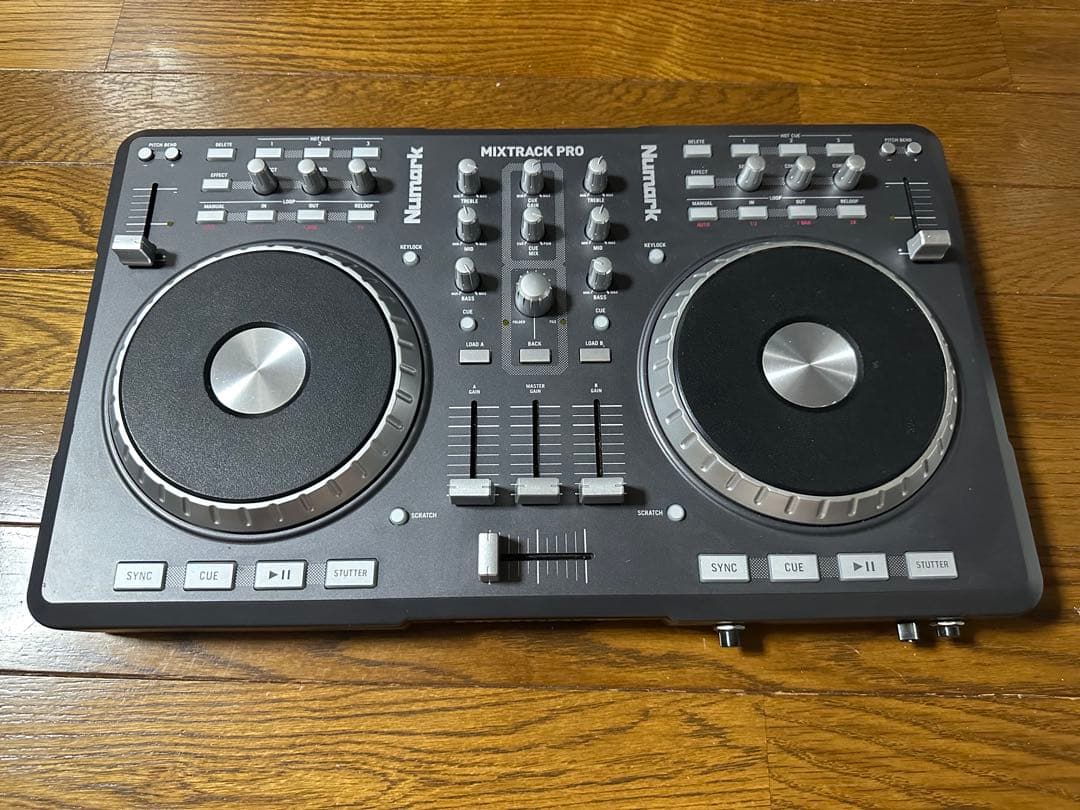 Numark MIXTRACK PRO DJコントローラー　動作未確認