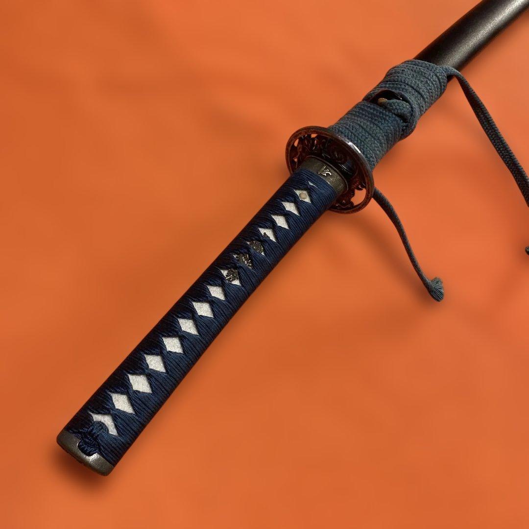 熟練者用高級長尺居合刀 青柄 龍彫透し丸鍔