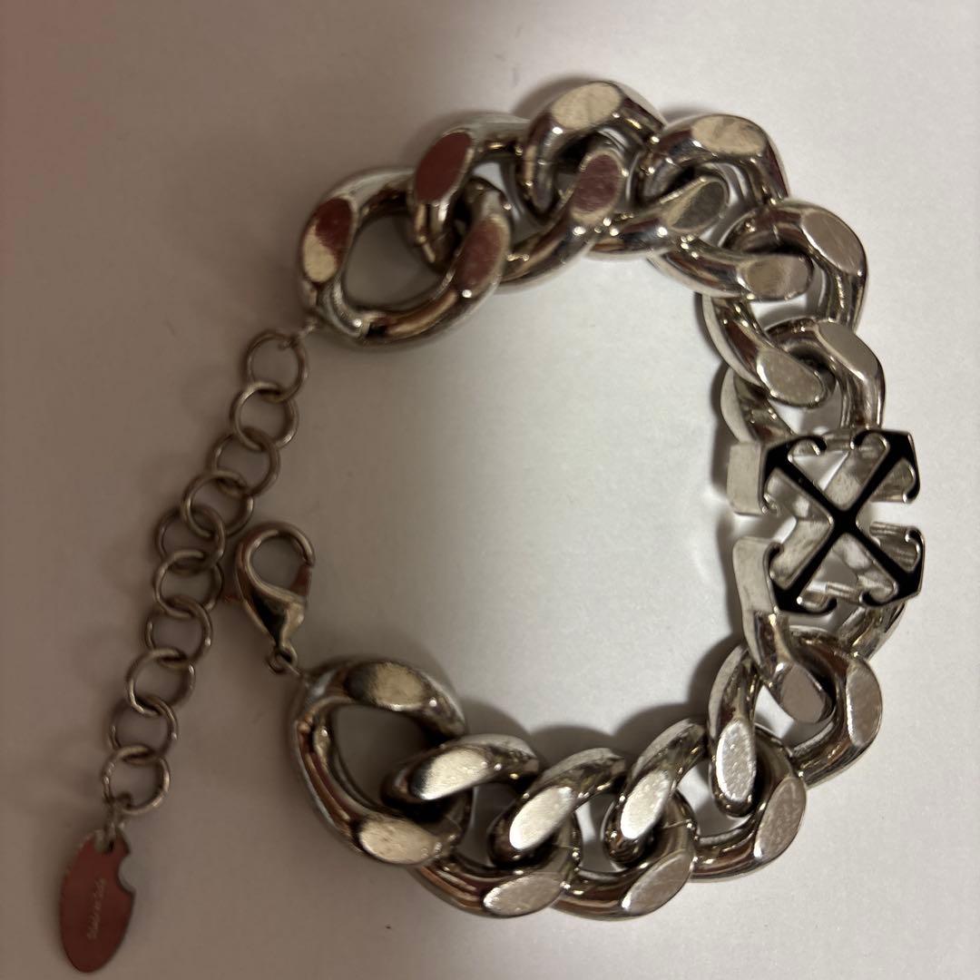 P*m様 OFF-WHITE シルバーチェーンブレスレット off-white シルバートーン アロー チェーン ブレスレット 人気 (Off